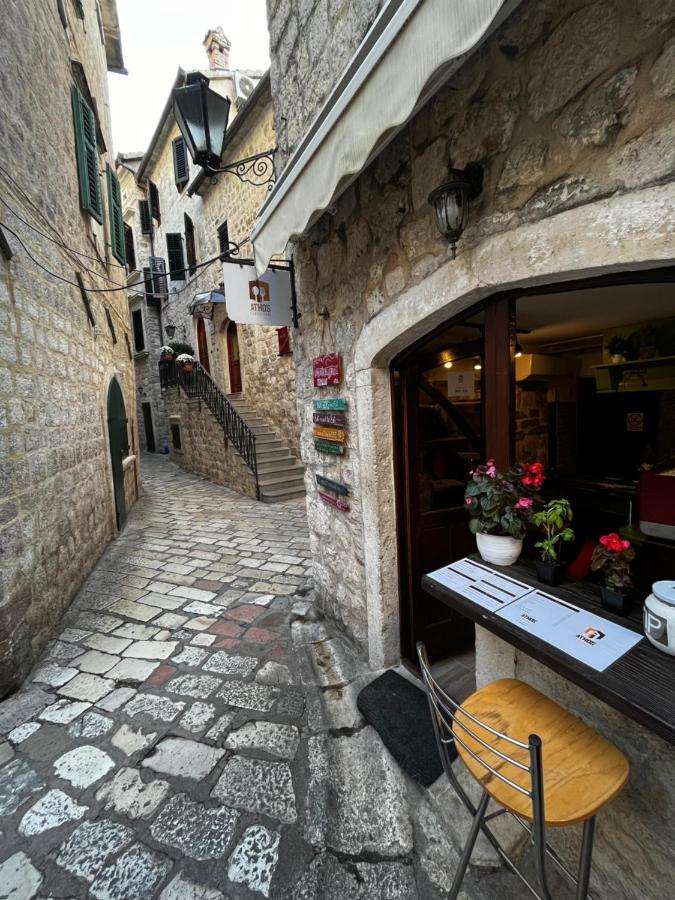 Guesthouse Athos Kotor Eksteriør billede