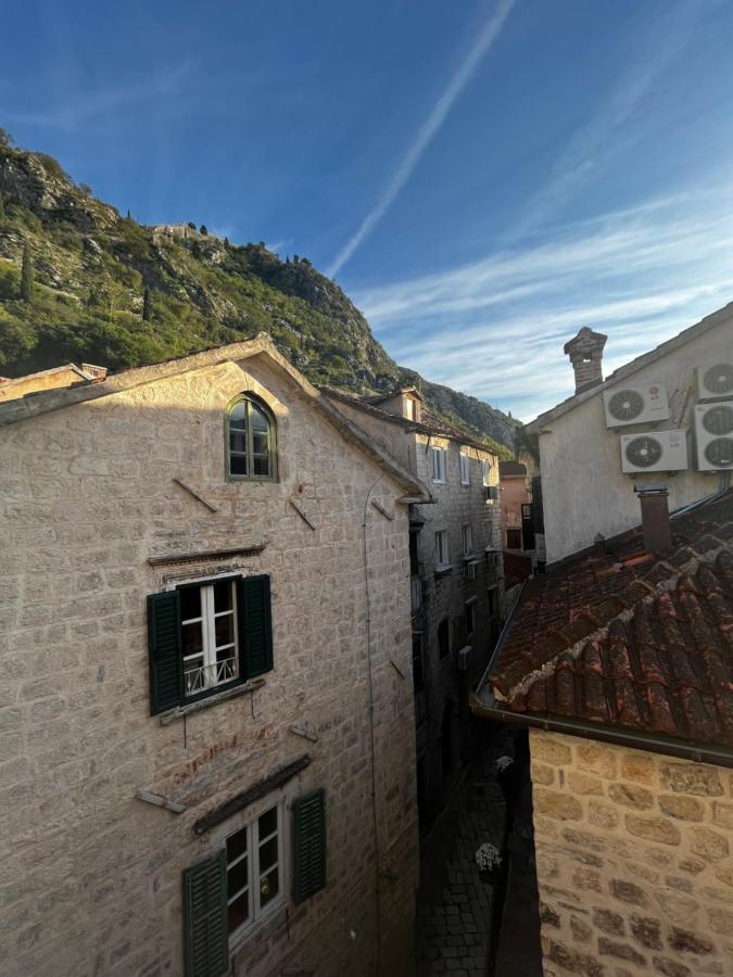 Guesthouse Athos Kotor Eksteriør billede